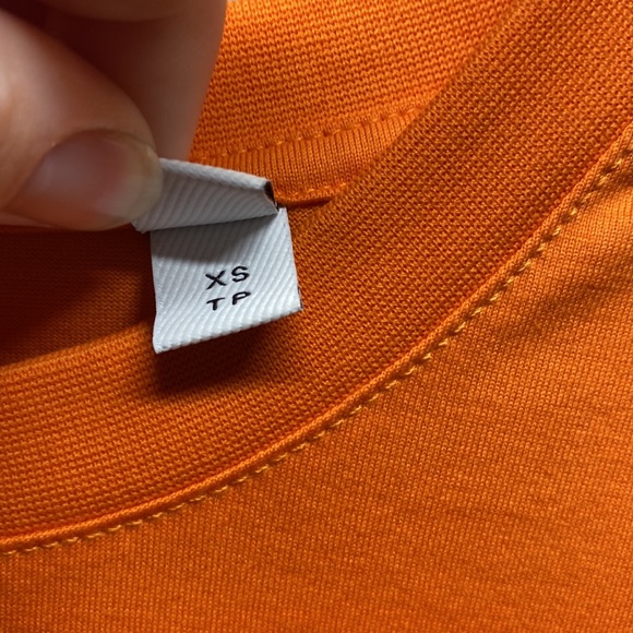 BURBERRY MONOGRAM MOTIF COTTON T-SHIRT – UNISEX IN ORANGE - Picture 4 of 8